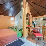 Dom wakacyjny Cozy In With Wifi Pula