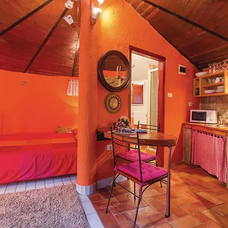 Hébergement de vacances Belle Maison à Avec Wi-fi *